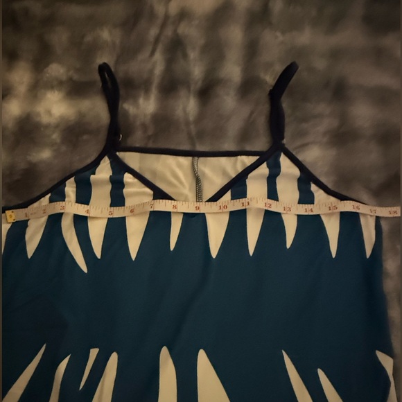 👗 Blue and White Striped Maxi Dress - Picture 6 of 8